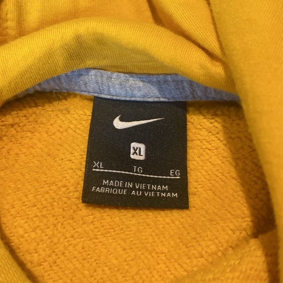 Nike ‘Base Ball’ L/S Hoodie Mustard Yellow Size XL *Small Flaw - Picture 5 of 8